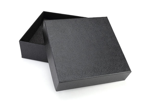 Features and uses of leatherette paper